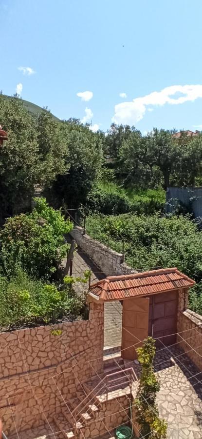 Villa Family Bitri Piqeras Exterior photo